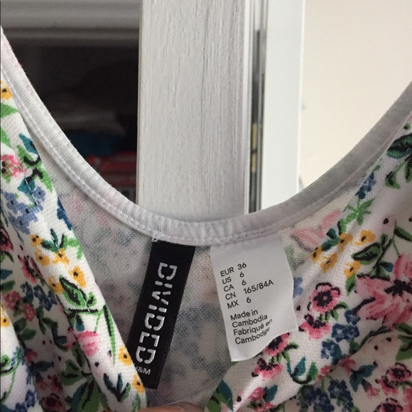 Dress - Picture 5 of 6